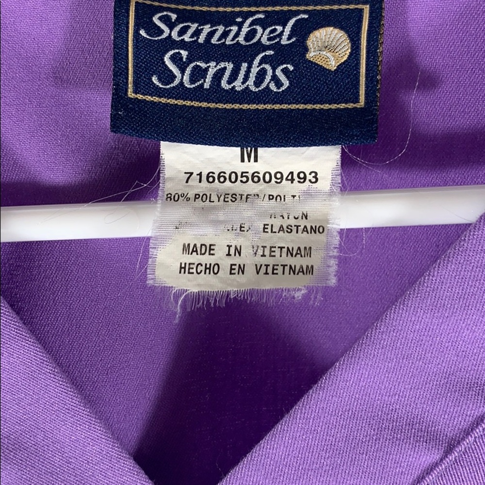 Scrub Top - Picture 2 of 3